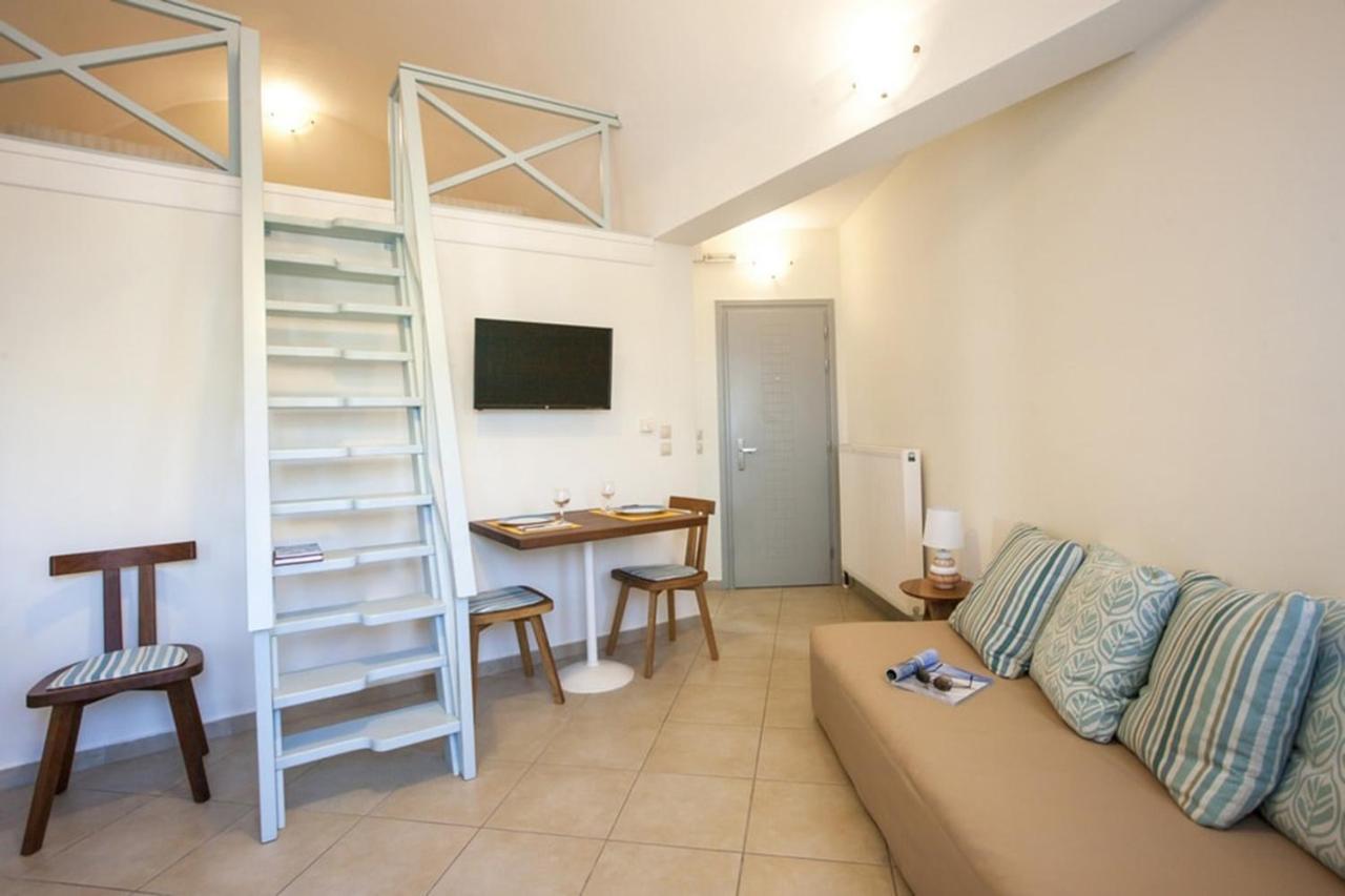Santorini Med Homes - Sunday Apartment Mesaria Exterior photo