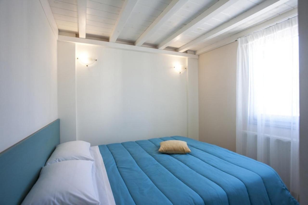 Santorini Med Homes - Sunday Apartment Mesaria Exterior photo