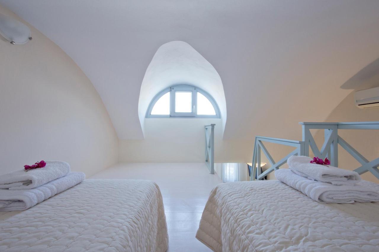 Santorini Med Homes - Sunday Apartment Mesaria Exterior photo